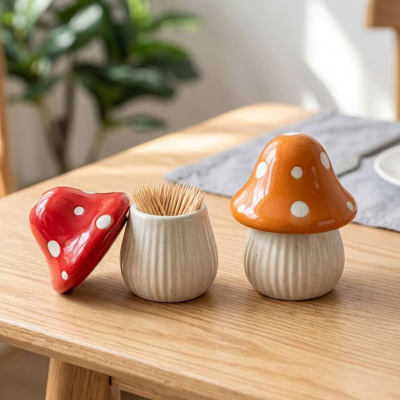 Home Goods Bathroom Storage - Cartoon-Pilz Keramik-Aufbewahrungsdosen Zahnstocherhalter für Zuhause Schminkstäbchen-Organizer