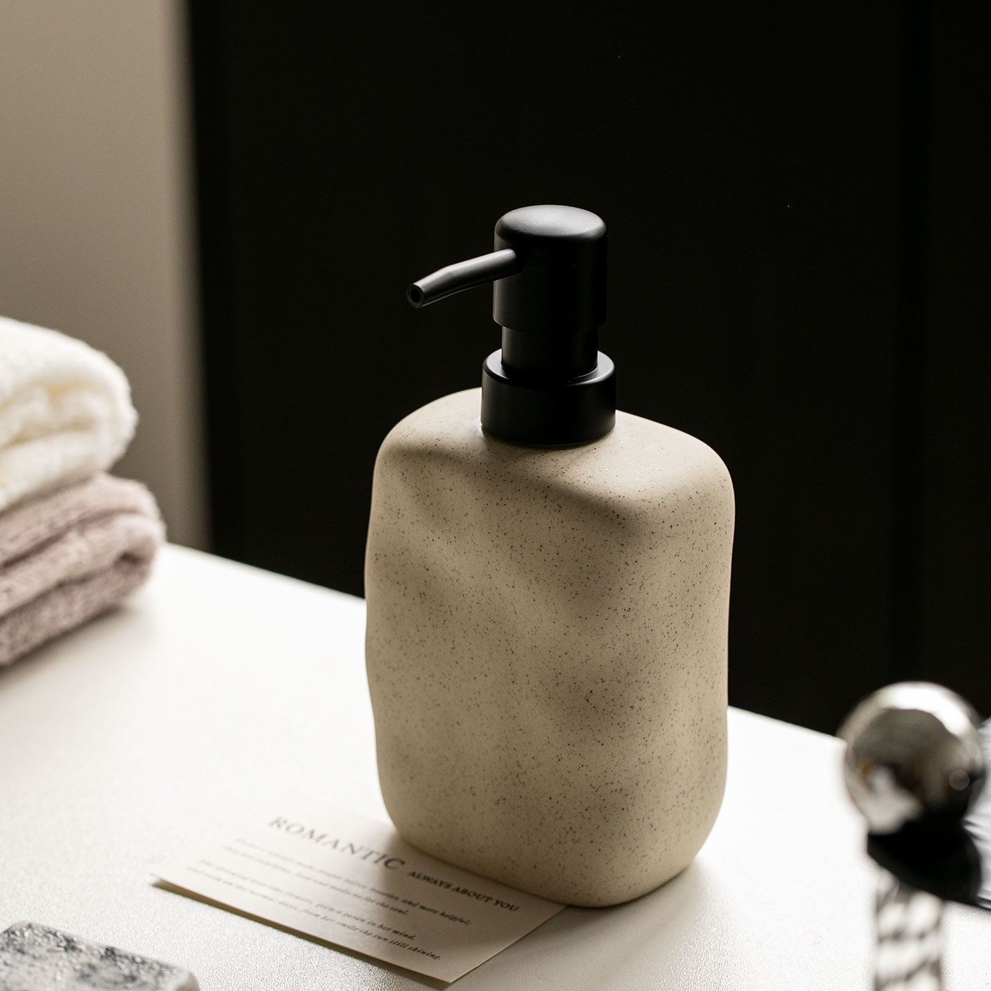 400 ml Wabi-sabi Lotion Flasch – Home Bathroom Soap Dispenser Bewertung und Preis